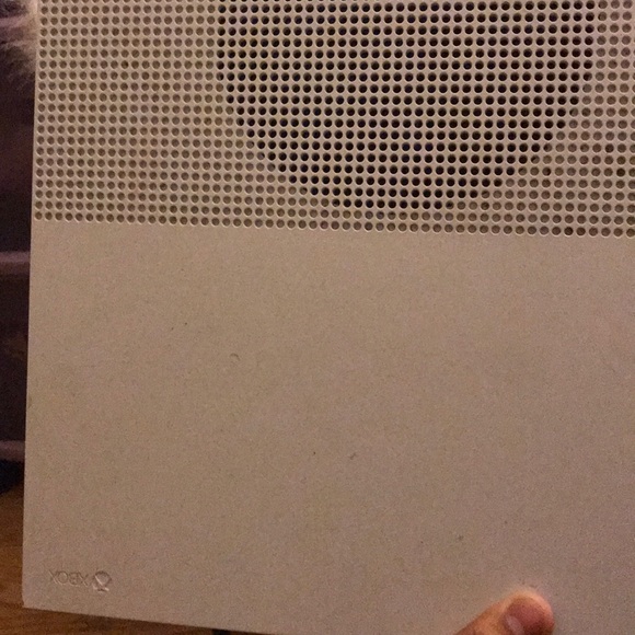 xbox One S - Picture 4 of 4
